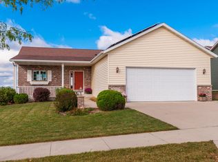 6481 55th Ave NW, Rochester, MN 55901