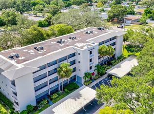 1524 Lakeview Rd APT 102, Clearwater, FL 33756