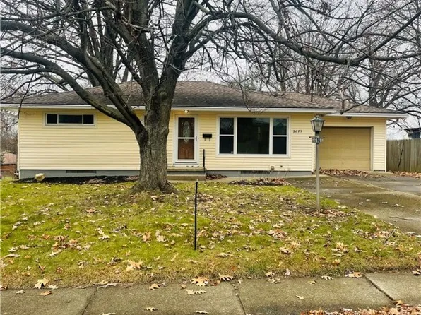 2675 Shelburn Ave, Akron, OH 44312