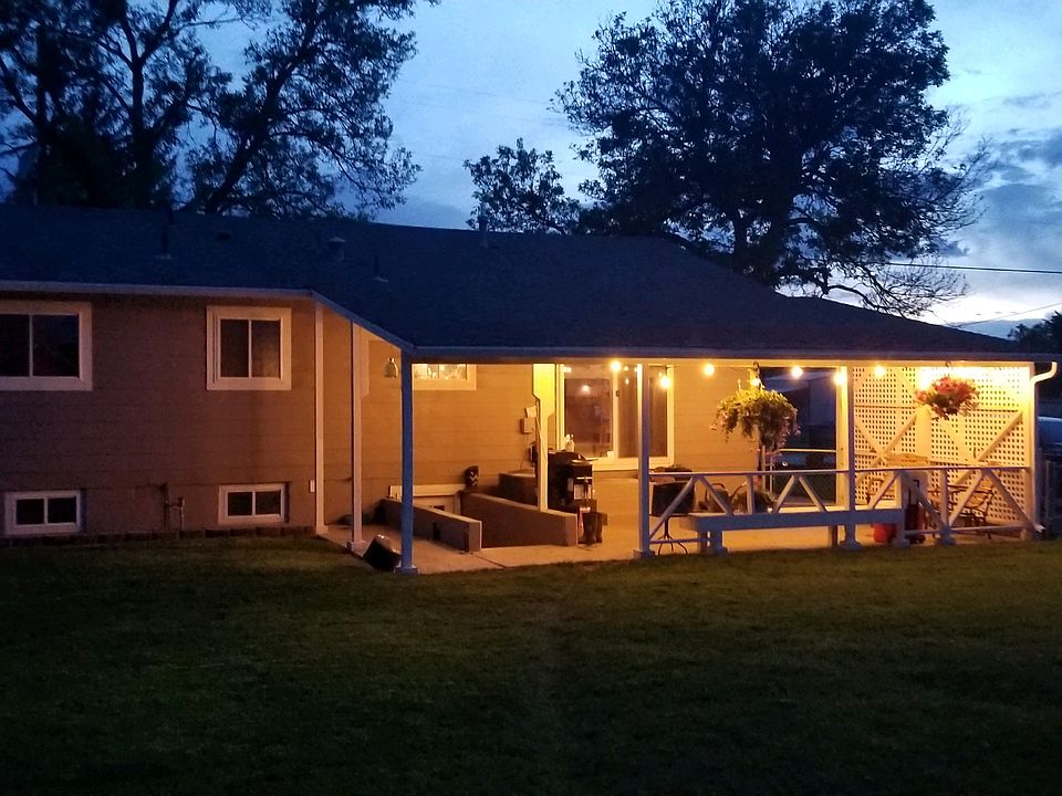 2nd image of 3404 S Mitchell St