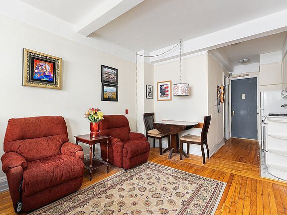 4th image of 235 W 102nd St APT 8EE