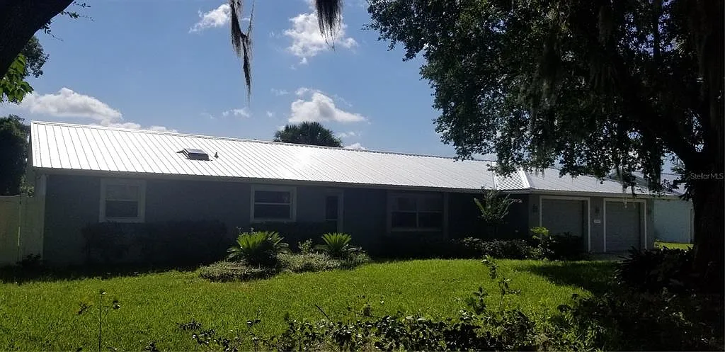 3 bed, 2.0 bath, 1539 sqft, $1,850 — Photo 1