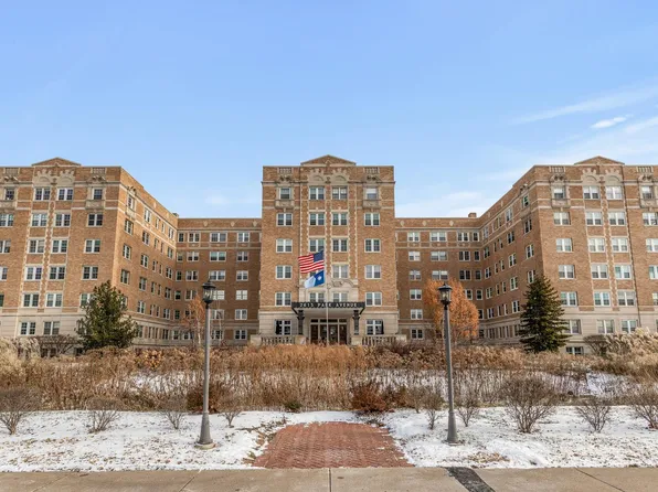 2615 Park Ave APT 407, Minneapolis, MN 55407