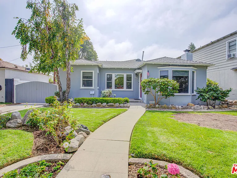 1212 Pine St — Photo 1