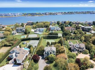 7 Stillwaters Ln, Westhampton Beach, NY 11978