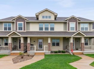 218 SW Heritage Ln, Ankeny, IA 50023