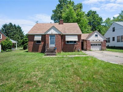 699 Trebisky Rd, Cleveland, OH, 44143