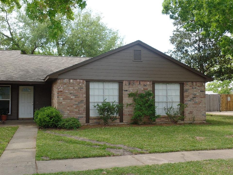 3211 Silverside Dr., Katy, TX 77449