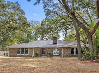 178 Country Club Rd, Shalimar, FL 32579