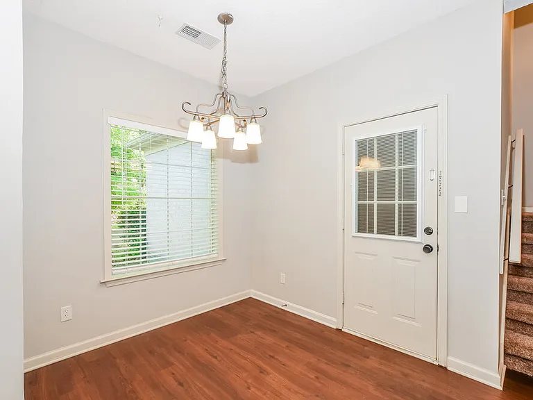 8725 Macon Rd — Photo 6