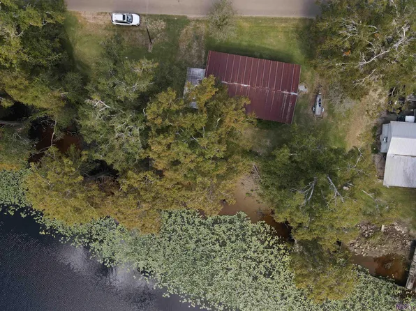 57 La Trace Rd, Livingston, LA 70754