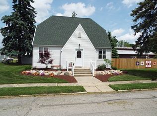 125 E Mill St, Topeka, IN 46571