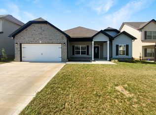 210 Elwell Rd, Clarksville, TN 37042