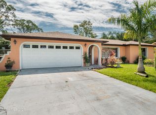 887 Highland Ave NW, Palm Bay, FL 32907