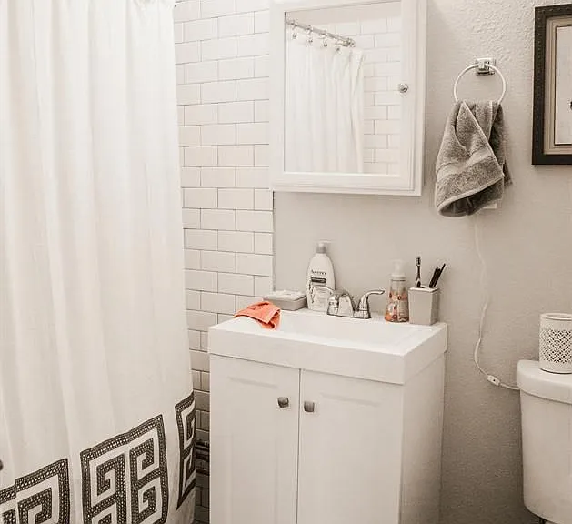 2222 Nicollet Avenue — Photo 5