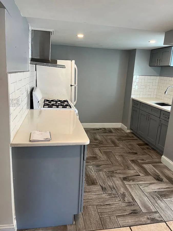 1 bed, $2,000 — Photo 2