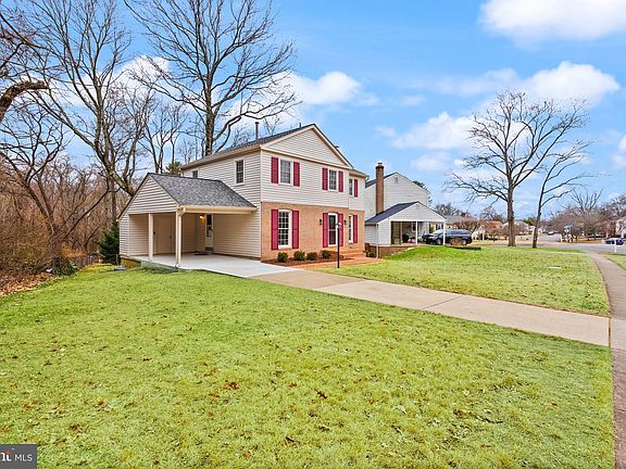 4th image of 6934 Stoneybrooke Ln