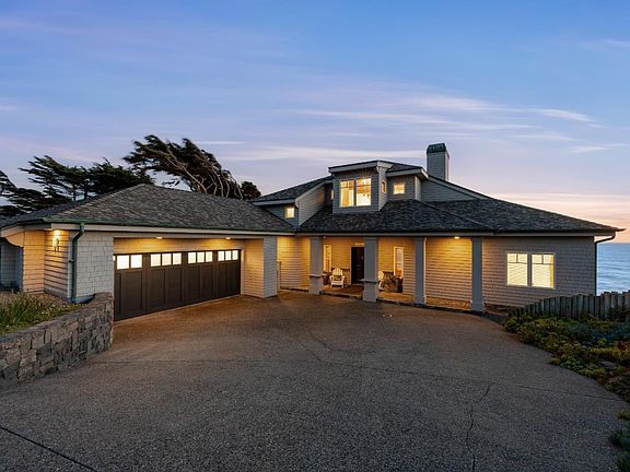 2nd image of 35 Kailua Way