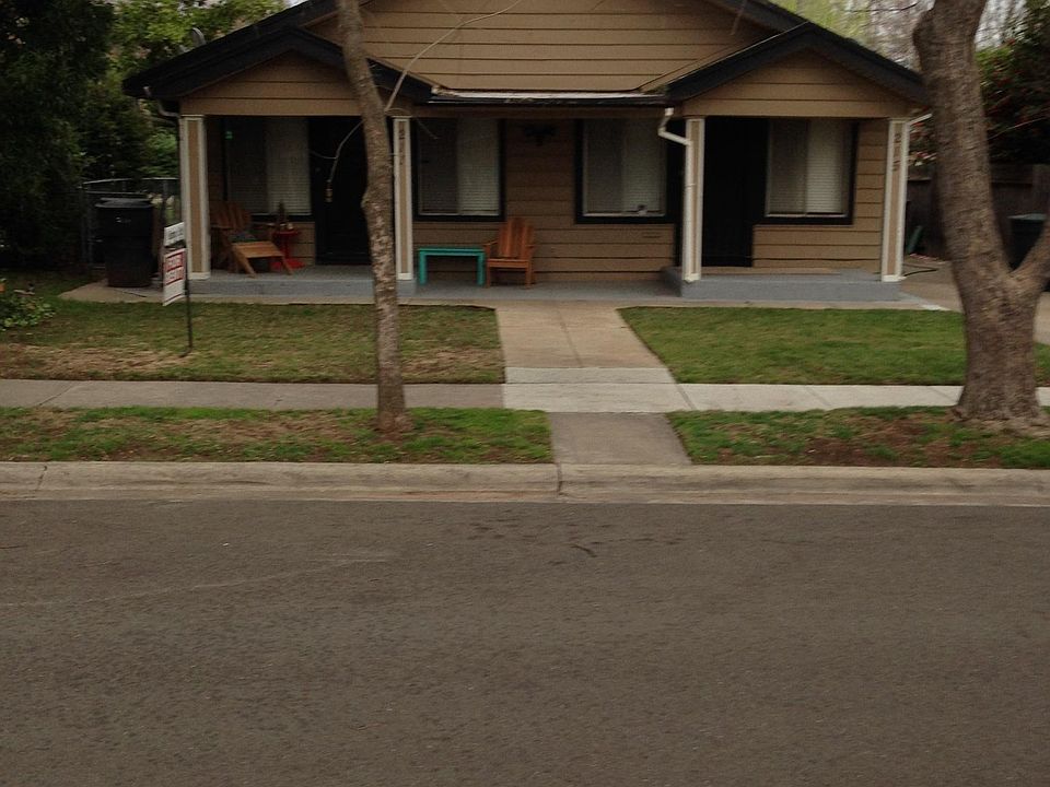 2nd image of 215 Earl Ave