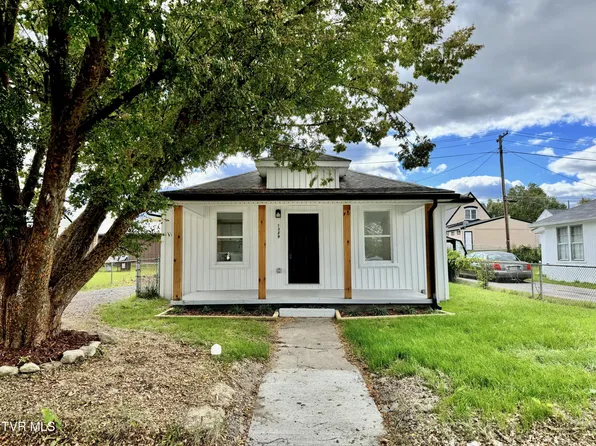 1329 Willow St, Kingsport, TN 37664