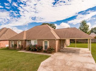 325 Benjamin St, New Roads, LA 70760