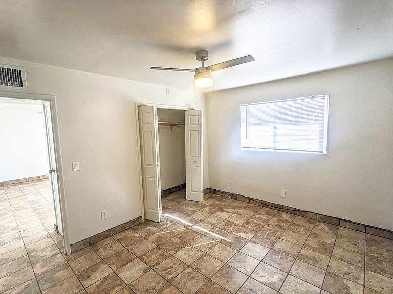 1629 E Hedrick Dr #C — Photo 21