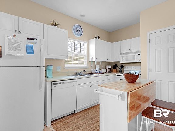 4th image of 5601 State Highway 180 APT 1402
