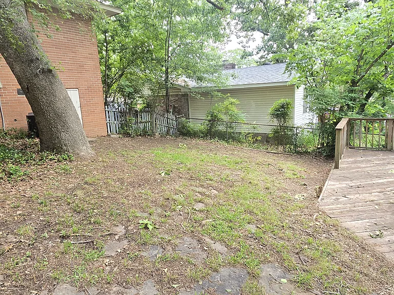 1700 Northwood Rd — Photo 19