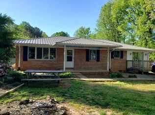 150 Crestwood Dr, Salem, SC 29676