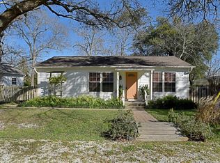 3615 Railroad St, Damon, TX 77430