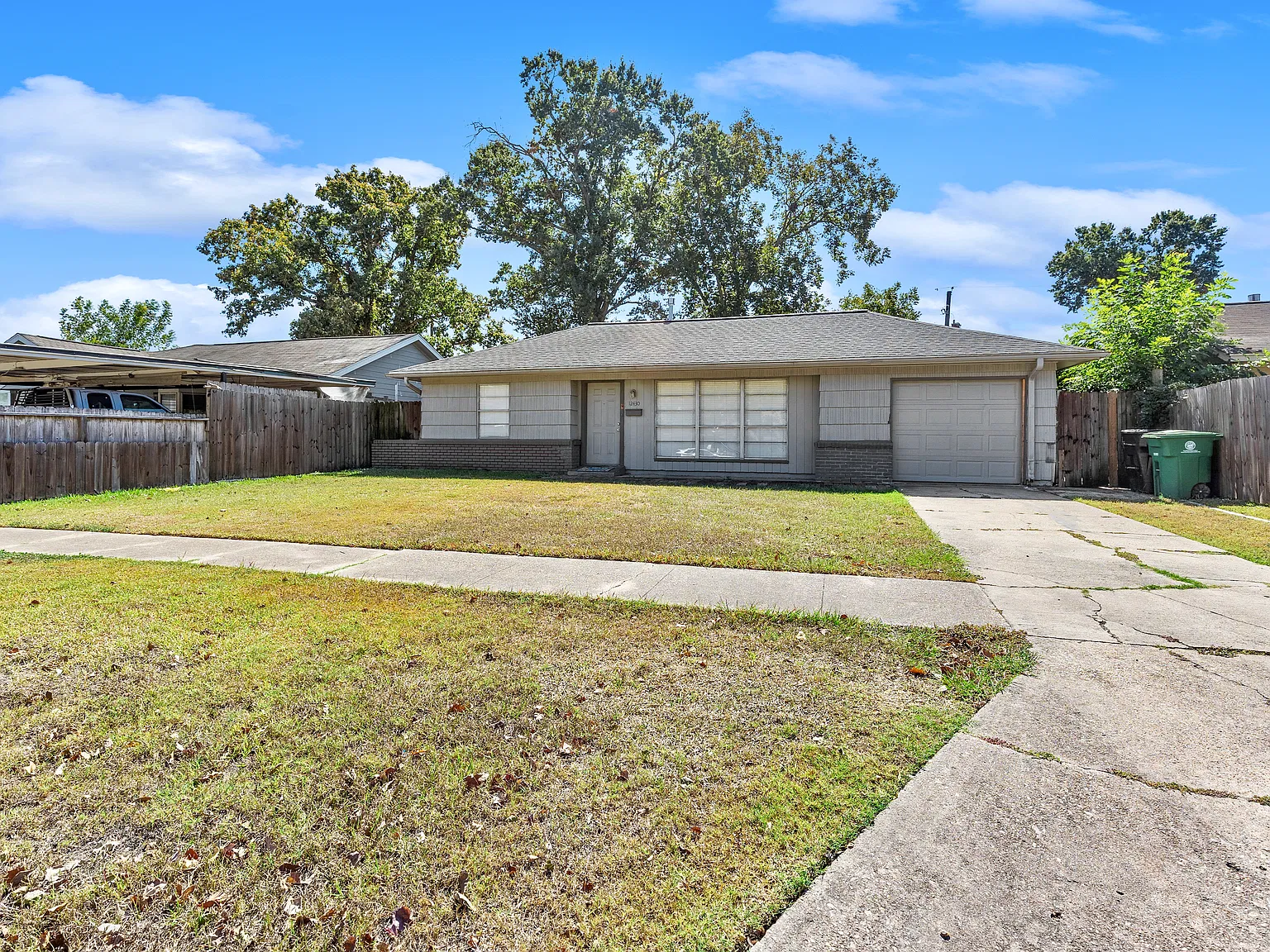 3 bed, 957 sqft, $1,650 — Photo 3