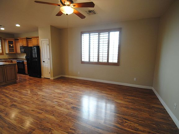 3rd image of 15438 W Jenan Dr