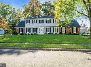 581 Nottingham Dr, Yardley, PA