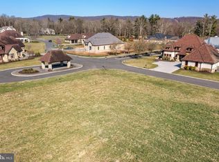 5397 Boulevard Grand, Center Valley, PA 18034