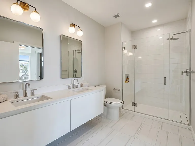 191 Washington St #306 — Photo 7