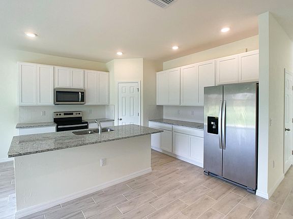 3rd image of 4451 30th St SW #4451
