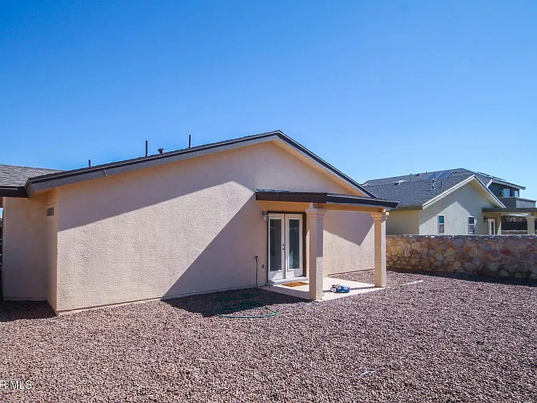 4833 Adrian Campos St — Photo 4