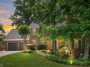 135 Spring Ridge Ct, Roswell, GA 30076