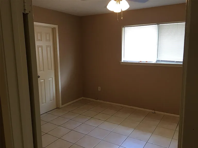6219 Westbranch Dr — Photo 10
