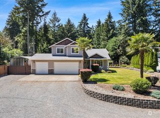 17326 S Tapps Dr E, Bonney Lake, WA 98391