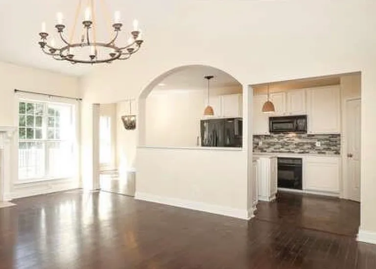 2587 Penngate Dr — Photo 3