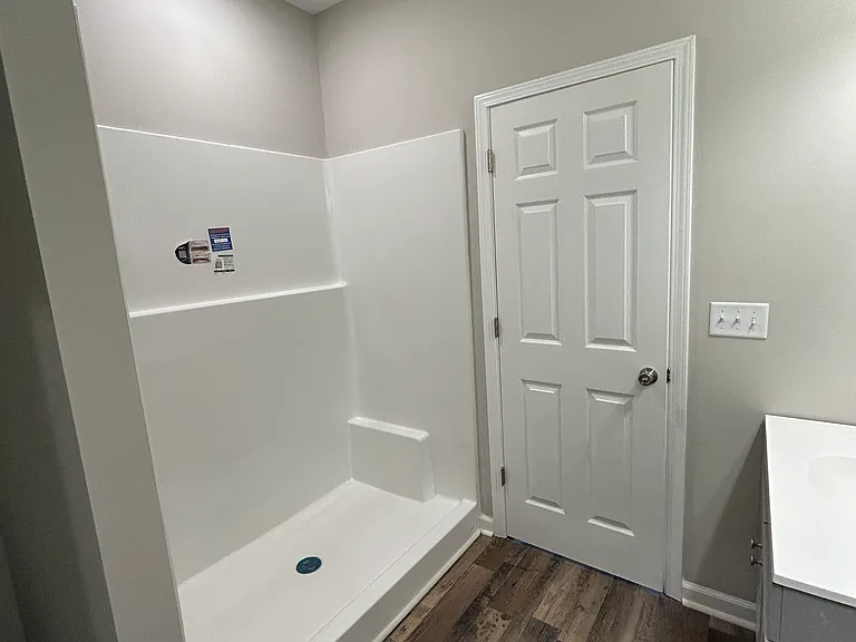 12 Pine St #12 — Photo 6
