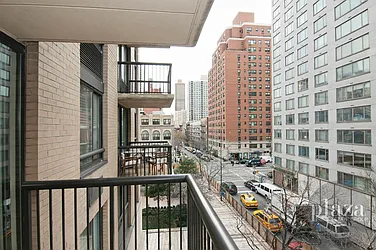 Rented by Plaza Real Estate Group