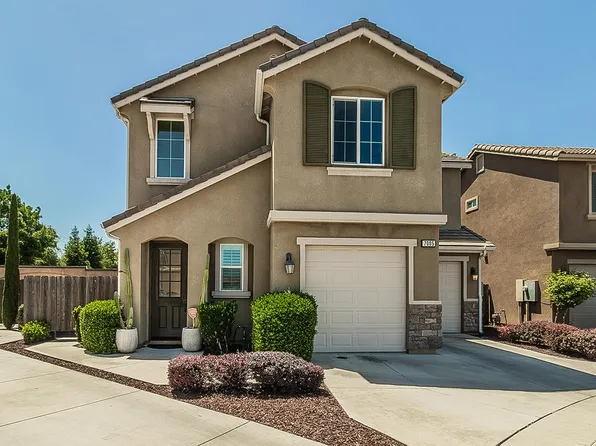 7005 N Astoria Dr, Fresno, CA 93722