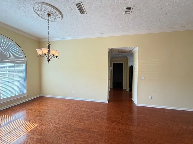 4034 Kristanna Dr — Photo 18