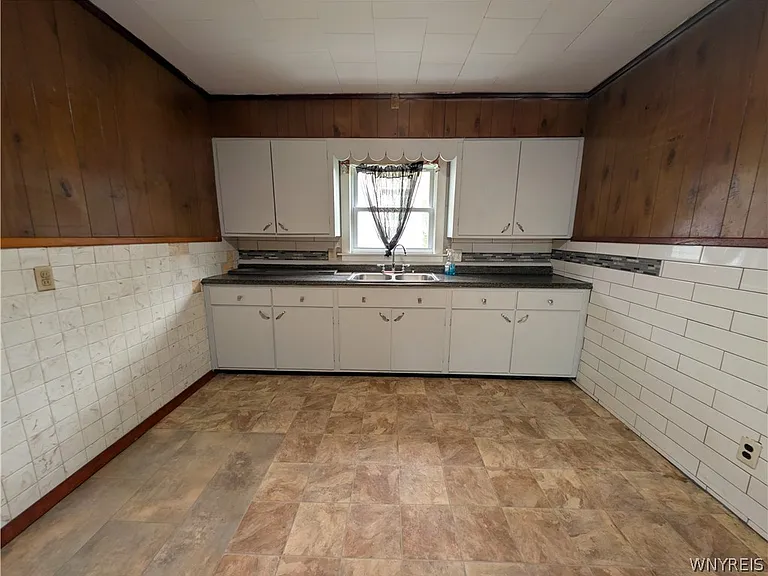 627 Deer St — Photo 33