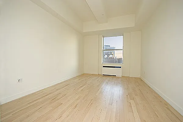 Rented by Sumitomo Real Estate Sales | media 22