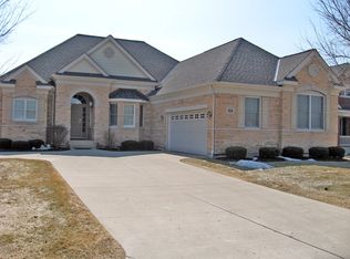 23 Bighorn Ct, South Barrington, IL 60010