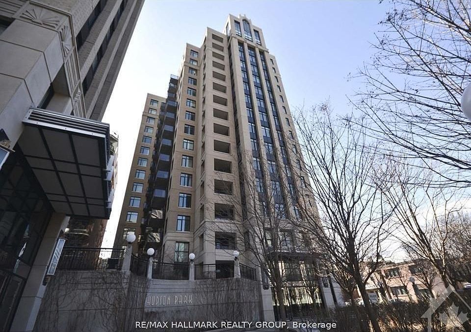 1st image of 245 Kent St #302