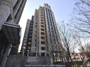 245 Kent St #302, Ottawa, ON K2P0A5